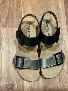 Joseph Seibel dress sandal